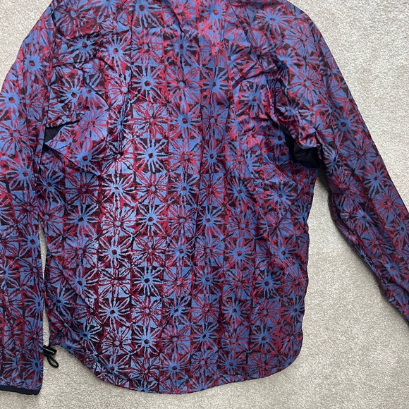 In sport Floral Pattern wind breaker Jacket - Picture 3 of 5